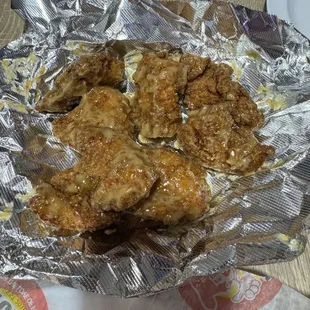 chicken wings and fried chicken, food