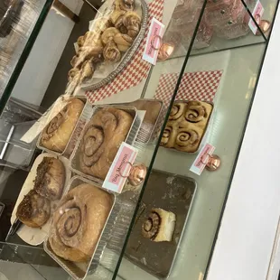 Rolls display
