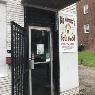 the entrance to the restaurant