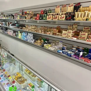 Big Mo has top wraps and paper brands in stock!! Raw, Dutch, Backwoods, OCB, HighHemp, Swisher, WhiteOwl, Woods and more!