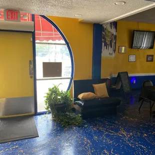 Well this is the front door on the inside