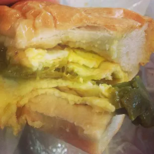 Addictive Egg and Pepper Sandwich