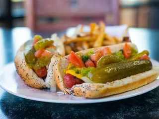 Kobie's Hot Dogs & Pizzeria
