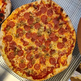 Big Boy New York Style Pizza