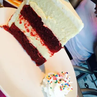 Red Velvet Cheesecake