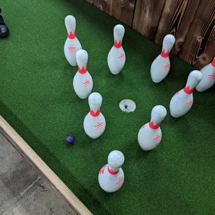 Creative mini golf course