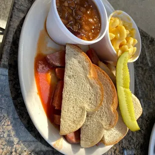 Sausage Plate, Bar B Que Baked Beans, Bread Mac N Cheese