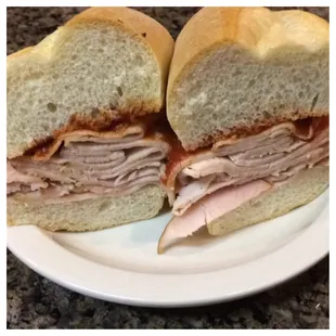 A delicious turkey sandwich.