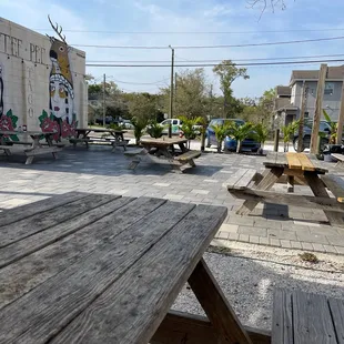 Big Ray's Outdoor dining