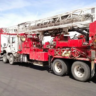 Towing a drilling rig back to Affinity truck center in Bakersfield..very heavy !!