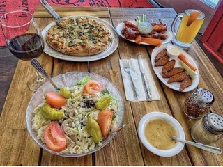 Dino's Italian Restaurant & Pizza