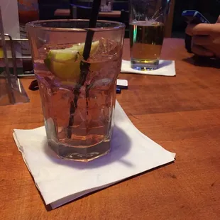 drink, oysters and mussels