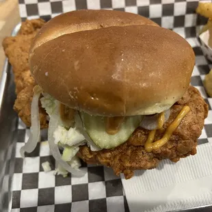 Hot chicken sandwich