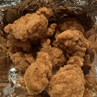 8pc boneless wings with hot garlic dry rub