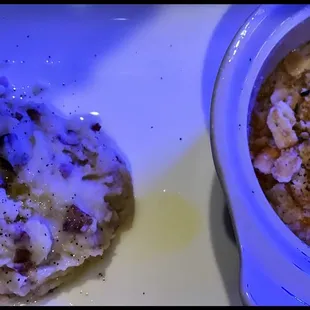 Baked cod with butter mashed potatoes