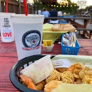 Fried Shrimp (4) and Oyster (4) Basket
