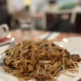 Beef chow fun