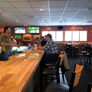 sushi and sashimi, interior
