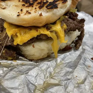 classic smash with 2 Pattie's, caramelized onions and pickles.