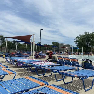 Plenty of chairs/loungers