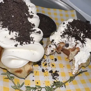 Cookies and cream cruffle