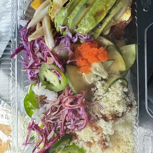 Spicy tuna poke bowl