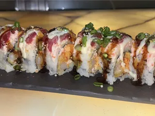 Su Casa Sushi Bar
