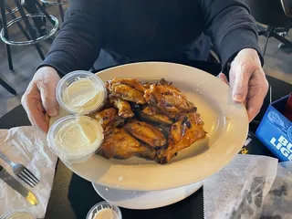 Tanner's Bar & Grill