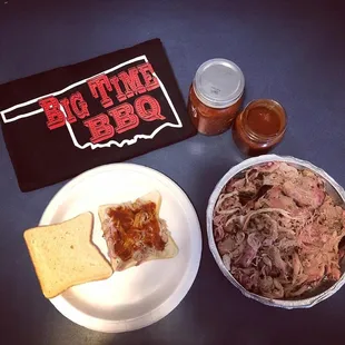 Pulled pork with the homemade bbq sauce