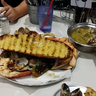 Grilled Seafood Combo Platter