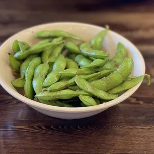 Garlic edamame