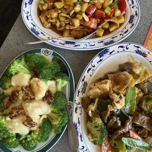 Honey walnut shrimp Kungpao chicken Beef with vegetables  Ig: _katthyn