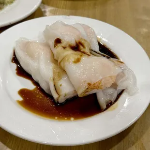 4. Fresh Shrimp Rice Crepes