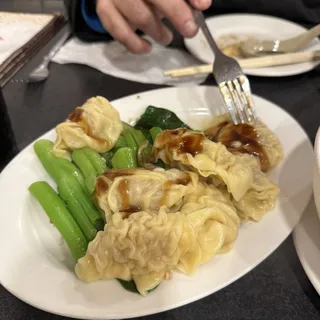 49. Steamed Dumplings with Oyster Sauce