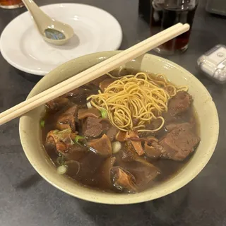 87. Beef Stew Lo Mein