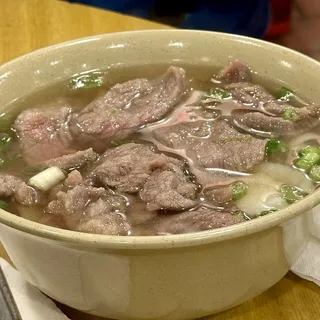 28. SlicedBeef with Noodles