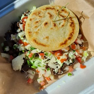 Arepa de Carne Asada