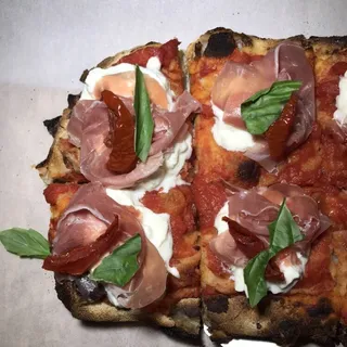 Burrata e Prosciutto