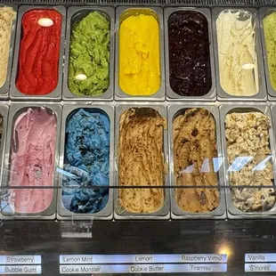 All the available Ice Creams.  I want to try the Mango and Banana Hazelnut on our next visit.