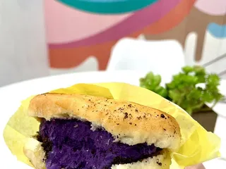Scoop N’ Buns