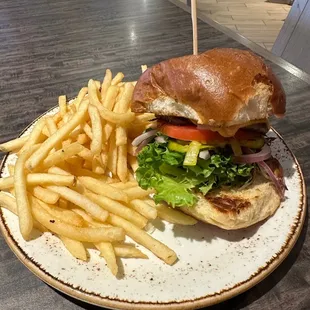 Bigelow Bigelow Grille Burger