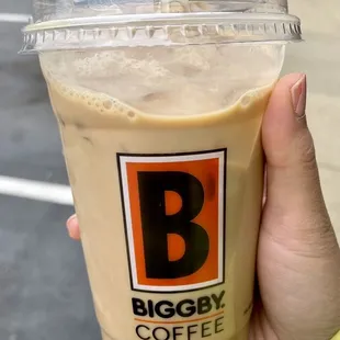 Iced latte 20 oz
