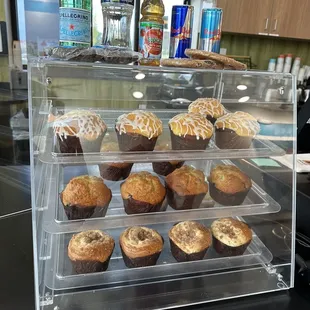 a display of cupcakes