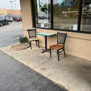 Outdoor seating available