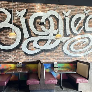 ƪ(･‿･) #SupportLocal @ Biggie&apos;sPizza-Beach Blvd.