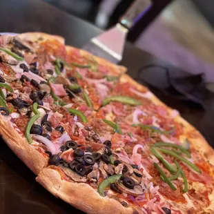 Brooklyn Deluxe Pie added bacon and ham