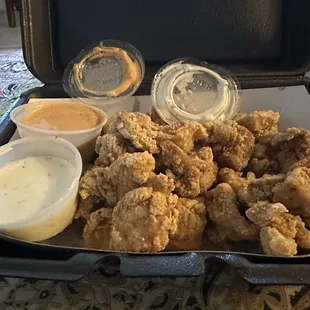 a tray of fried chicken