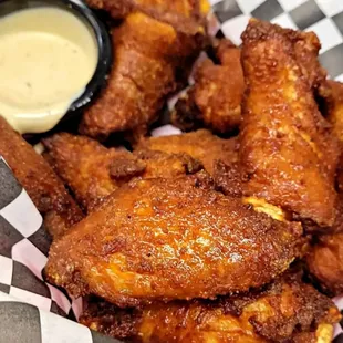 chicken wings, poultry, food, chicken, bbq wings, fried chicken wings, bbq chicken, chicken wings and fried chicken, fried chicken