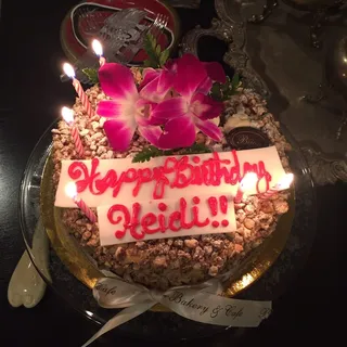 8" Burnt Almond Cake