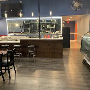 Super simple restaurant setting